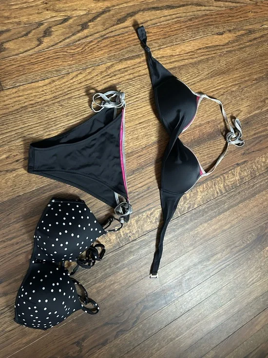 Bikini bundle - Picture 3 of 6